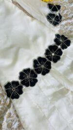 Cream Floral Designer Suit Set - Image 5